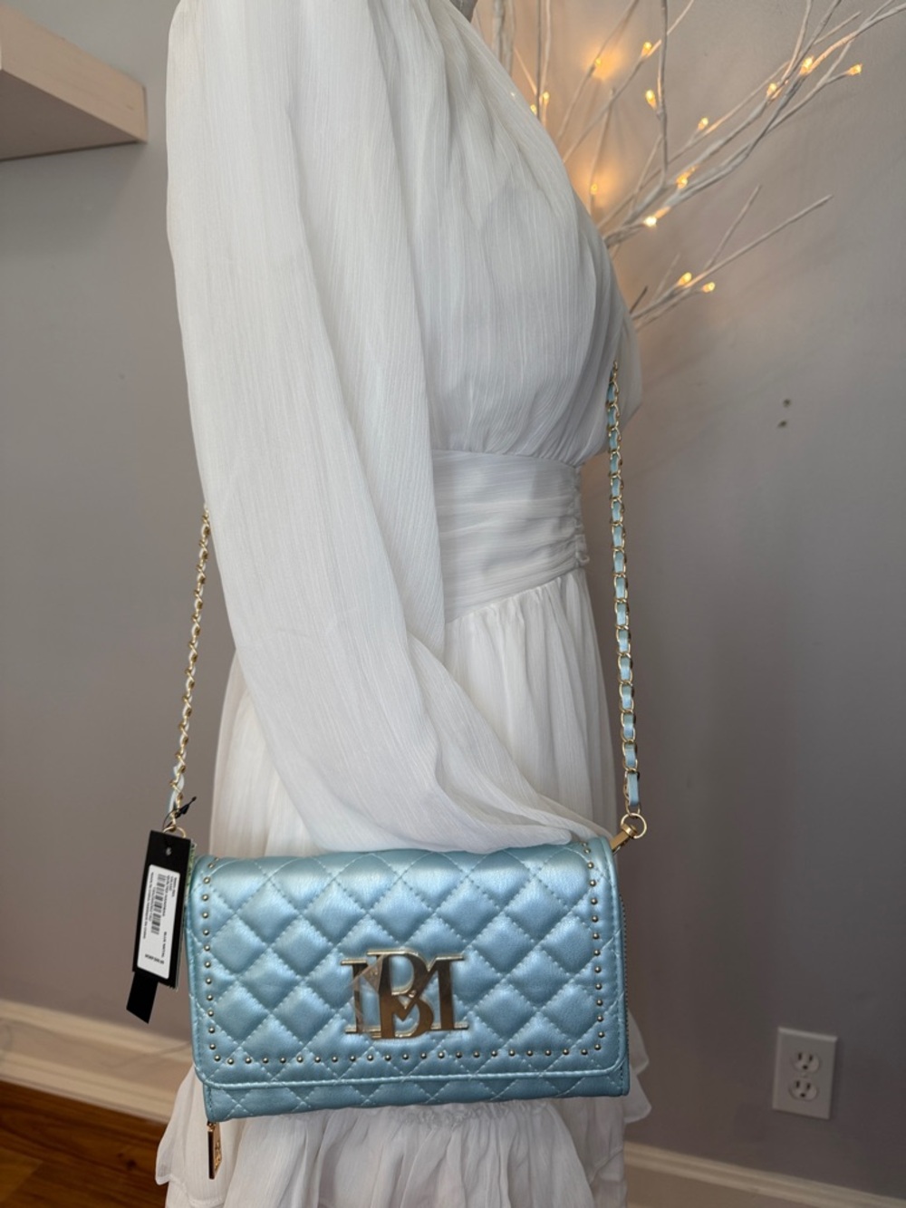 Bagley Mischka NWT light aqua quilted Crossbody bag, Retail tag $69